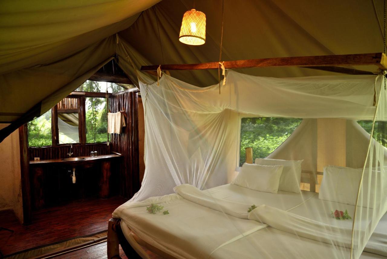 Migunga Tented Camp Мто-ва-Мбу Экстерьер фото