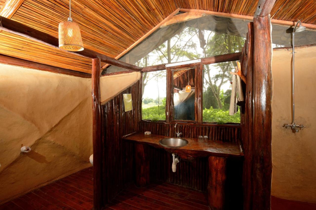 Migunga Tented Camp Мто-ва-Мбу Экстерьер фото
